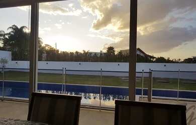 Imagem: A casa em condomínio possui 3 Dormitórios, 5 Banheiros, 4