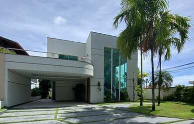 Imagem: A casa em condomínio possui 5 Dormitórios, 5 Banheiros, 5