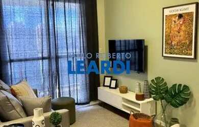 Imagem: O apartamento possui 1 Dormitório, 1 Banheiro, 1 Vaga na garagem