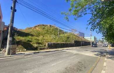 Imagem 4: Comercial Terreno em. 744m² de Área