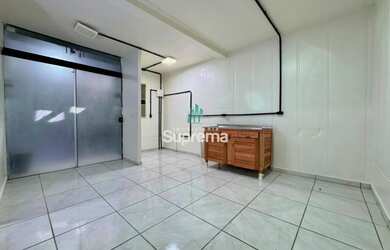 Imagem: O apartamento possui 1 Dormitório, 1 Banheiro, 30m² de Área