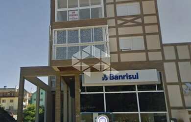 Imagem: O apartamento possui 2 Dormitórios, 2 Banheiros, 2 Vagas na