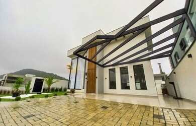 Imagem 2: Sobrado em condomínio à venda em Caraguatatuba, Costa Nova, com 4 quartos,...