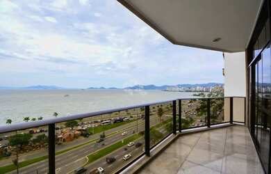 Imagem: O apartamento possui 4 Dormitórios, 5 Banheiros, 3 Vagas na