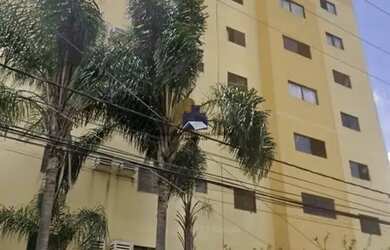 Imagem: O apartamento possui 3 Dormitórios, 2 Banheiros, 2 Vagas na