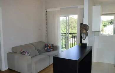 Imagem: O apartamento possui 1 Dormitório, 1 Banheiro, 1 Vaga na garagem