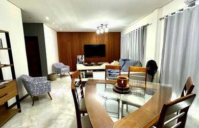 Imagem: O apartamento possui 3 Dormitórios, 4 Banheiros, 2 Vagas na