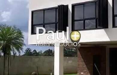 Imagem: A casa em condomínio possui 3 Dormitórios, 2 Banheiros, 4