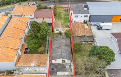 Imagem: O terreno possui 500m² de Área e está localizado em Bairro