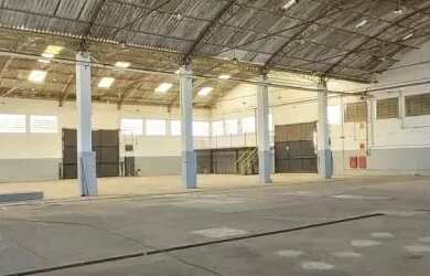 Imagem 15: COMERCIAL - MACUCO - SP. 4.000m² de Áreae5 Vagas na garagem