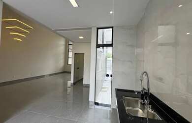 Imagem 3: Casa na quadra 309 Sul. Piscina, Guarda roupa, 182m² de Áreae2 Vagas...