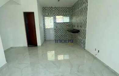 Imagem: A casa em condomínio possui 2 Dormitórios, 2 Banheiros, 1