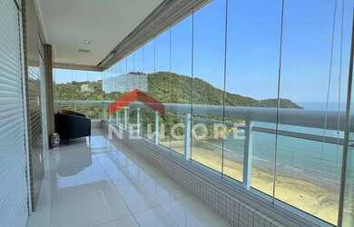 Imagem: O apartamento possui 4 Dormitórios, 5 Banheiros, 3 Vagas na