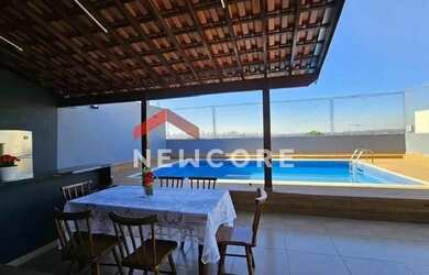 Imagem: A casa possui 1 Dormitório, 1 Banheiro e 230m² de Área e