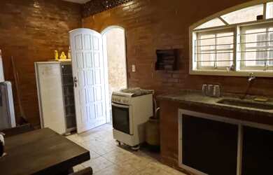 Imagem 9: CASA DE PRAIA EM MAUÁ MAGÉ ESPAÇO, CONFORTO E POTENCIAL