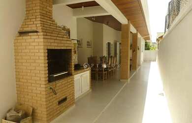 Imagem: A casa em condomínio possui 3 Dormitórios, 4 Banheiros, 4