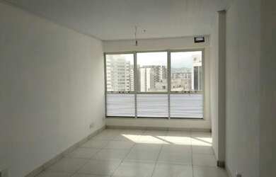 Imagem: O depósito possui 1 Vaga na garagem, 26m² de Área e está