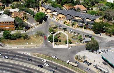 Imagem 1: Conjunto à venda, 1700 m² por R$ 13.000.000 - Granja Viana - Cotia/SP