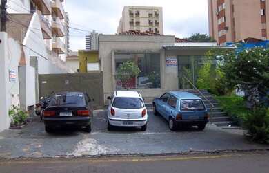 Imagem: O depósito possui 140m² de Área e está localizado em Centro