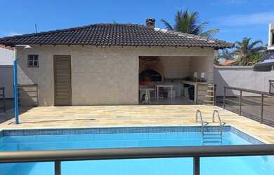 Imagem: A casa em condomínio possui 3 Dormitórios, 2 Banheiros, 2