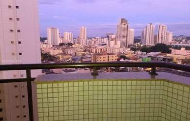 Imagem: O apartamento possui 3 Dormitórios, 2 Banheiros, 2 Vagas na