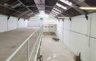 Imagem 1: Galpão/Depósito/Armazém para aluguel e venda tem 700 metros quadrados