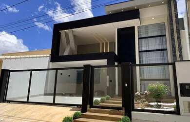 Imagem: A casa em condomínio possui 3 Dormitórios, 3 Banheiros, 4