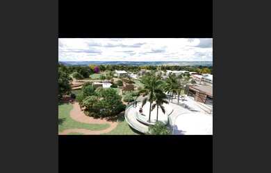 Imagem 8: Vendo casa alto padrão. 111.580m² de Área, 2 Vagas na garageme3 Dormitórios