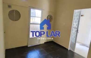 Imagem: A casa possui 1 Dormitório, 1 Banheiro e 30m² de Área e está