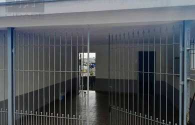 Imagem: A casa possui 2 Dormitórios, 2 Banheiros, 2 Vagas na garagem