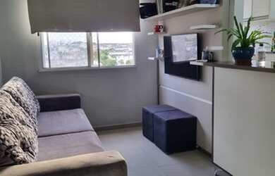 Imagem: O apartamento possui 2 Dormitórios, 1 Banheiro, 1 Vaga na garagem