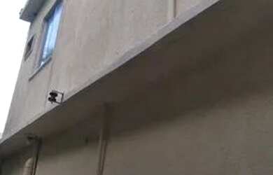 Imagem: A casa possui 2 Dormitórios, 1 Banheiro, Imóvel novo e está