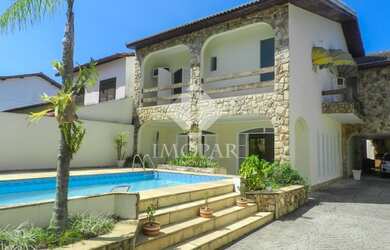 Imagem: A casa em condomínio possui 4 Dormitórios, 5 Banheiros, 5