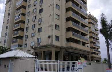 Imagem: O apartamento possui 3 Dormitórios, 1 Banheiro, 1 Vaga na garagem