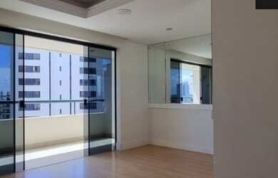 Imagem: O apartamento possui 2 Dormitórios, 2 Banheiros, 2 Vagas na