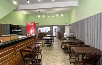 Imagem: O depósito possui 300m² de Área e está localizado em Vila