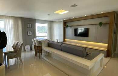 Imagem: O apartamento possui 4 Dormitórios, 5 Banheiros, 2 Vagas na