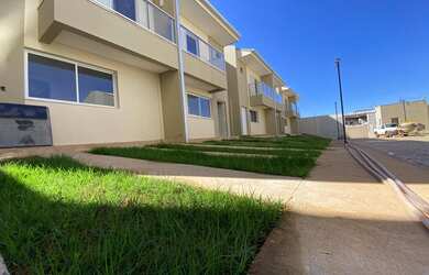 Imagem: A casa em condomínio possui 3 Dormitórios, 2 Banheiros, 2