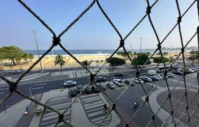 Imagem: O apartamento possui 4 Dormitórios, 3 Banheiros, 1 Vaga na