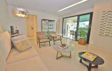 Imagem: O apartamento possui 4 Dormitórios, 2 Banheiros, 3 Vagas na