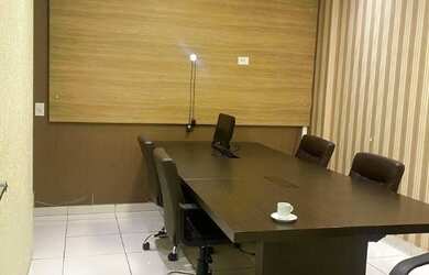 Imagem: A casa possui 5 Dormitórios, 5 Banheiros, 5 Vagas na garagem