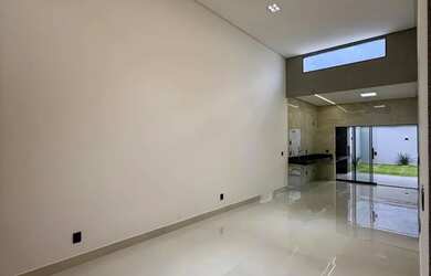 Imagem 3: VENDO CASA NA ARUANA. 2 Banheirose3 Dormitórios