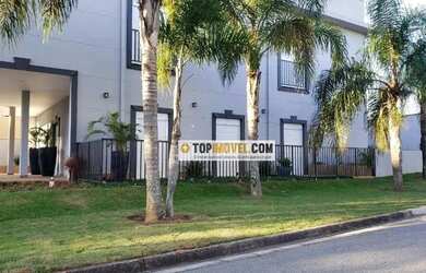 Imagem: A casa em condomínio possui 5 Dormitórios, 5 Banheiros, 4