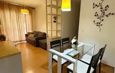 Imagem: O apartamento possui 2 Dormitórios, 1 Banheiro, 1 Vaga na garagem