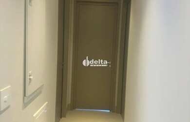 Imagem 8: Casa em condomínio disponível para venda no bairro Nova Uberlândia...