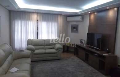 Imagem: A casa possui 3 Dormitórios, 2 Banheiros, 5 Vagas na garagem