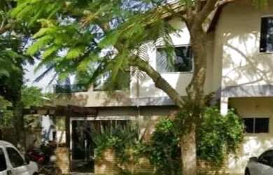 Imagem: A casa possui 5 Dormitórios, 5 Banheiros, 5 Vagas na garagem