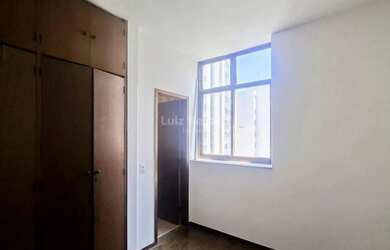 Imagem 8: Apartamento com 02 quartos(01 suíte) no bairro de Lourdes