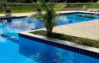 Imagem: O terreno possui 300m² de Área e está localizado em Centro