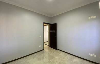 Imagem 15: SOBRADO COM SALA COMERCIAL À VENDA NO JARDIM FLAMINGOS EM ARAPONGAS